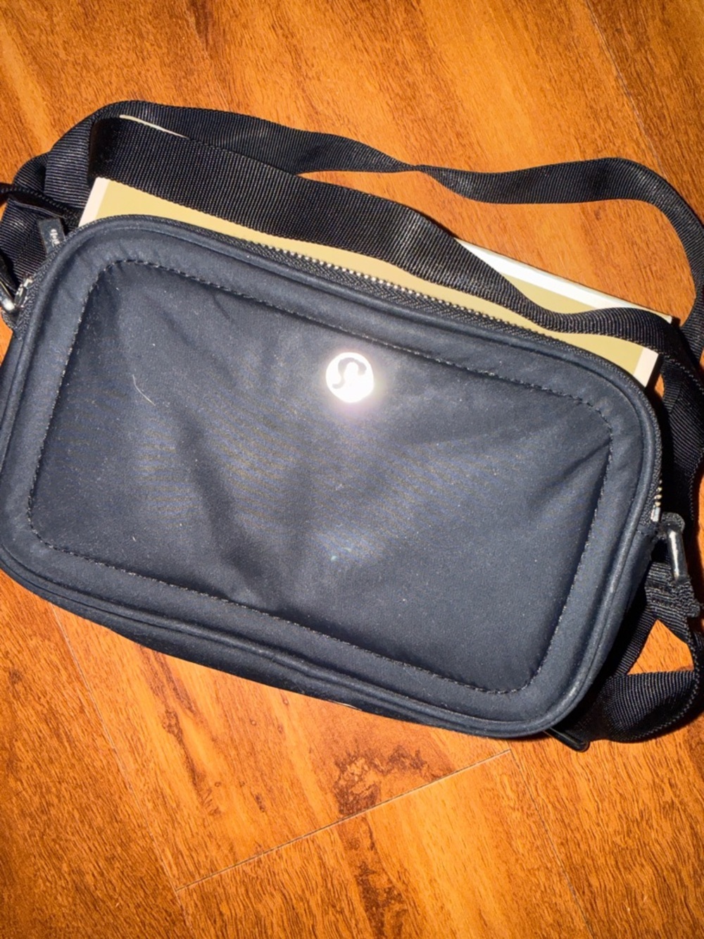 Lululemon Crossbody Camera Bag 2L — One Size — Lightweight Travel/Crossbody - Picture 7 of 7